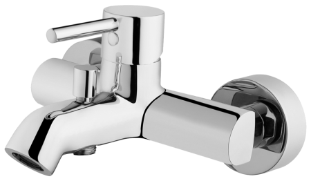 <p><span style="font-size: 18px;">Banyo dolabı, içerisinde banyoda kullandığımız malzemeleri bulunduran, farklı yapı malzemeleri ile üretilebilen bir dolap çeşididir. Banyo dolabı, banyo tasarımını etkileyen alanların başında gelir. Bir mutfak için mutfak dolabı ne ise, salon için koltuk ne ise banyo içinde banyo dolabı o dur. Ancak banyo dekorasyonu yaparken Banyo dolabına yeteri kadar dikkat ediyor muyuz? Önceliklerimiz ne kadar doğru?</span></p><p><span style="font-size: 18px;">Evin her köşesini döşerken önceliği nelere veriyorsunuz diye bir soru yöneltsem sizlere; büyük ihtimalle aldığım cevap öncelikle göz zevkime ve kullanışına göre olurdu. Peki, banyo dolaplarında önceliğimiz göz zevki mi olmalı?</span><br></p><p><span style="font-size: 18px;">Düşünün dolaplarınızı istediğiniz renk, istediğiniz malzemeden, istediğiniz model yaptırdınız ya da aldınız fakat banyonuz küçük ya da büyük oluşuna dikkat etmediyseniz, malzemenin yüzeyine yapısına dikkat etmediyseniz ileride kullanırken rahatsız olmaz mısınız ?</span><br></p><p><span style="font-size: 18px;">Tabii ki rahatsız olursunuz. Banyo dolaplarını seçerken önceliğimiz banyo dolabının dekorasyonundan çok işlevselliği ve dizayn edebileceğimiz yer olması gerekir. Gelin, Banyo dolabı seçerken dikkat etmemiz gereken özellikleri inceleyelim.</span><br></p>